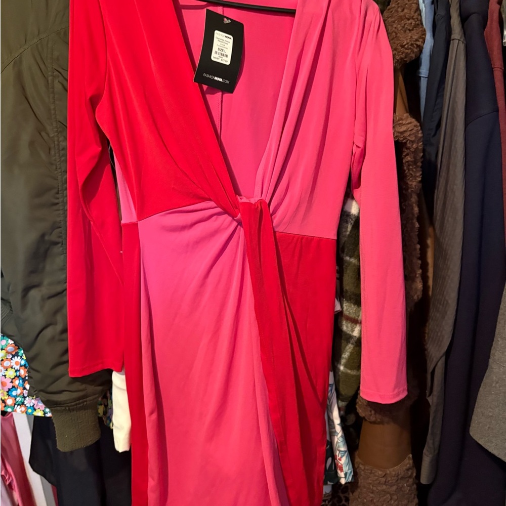 Fashion Nova Fuchsia and Red Dress